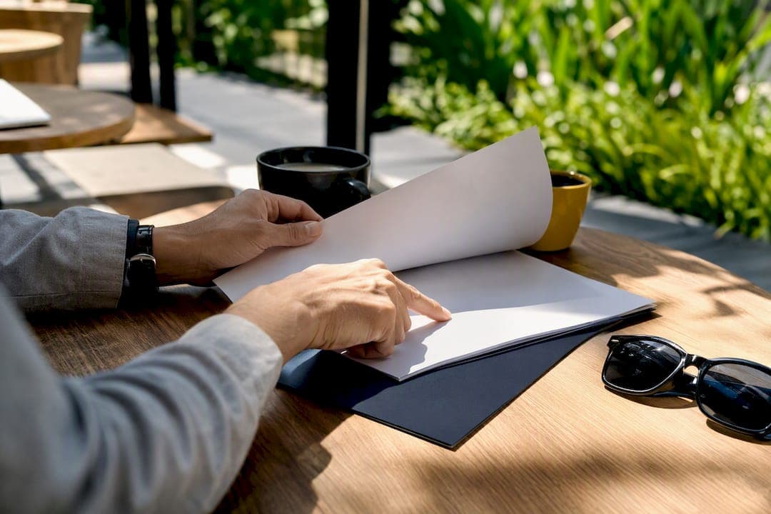 Estafas en servicios: cómo protegerte antes de contratar